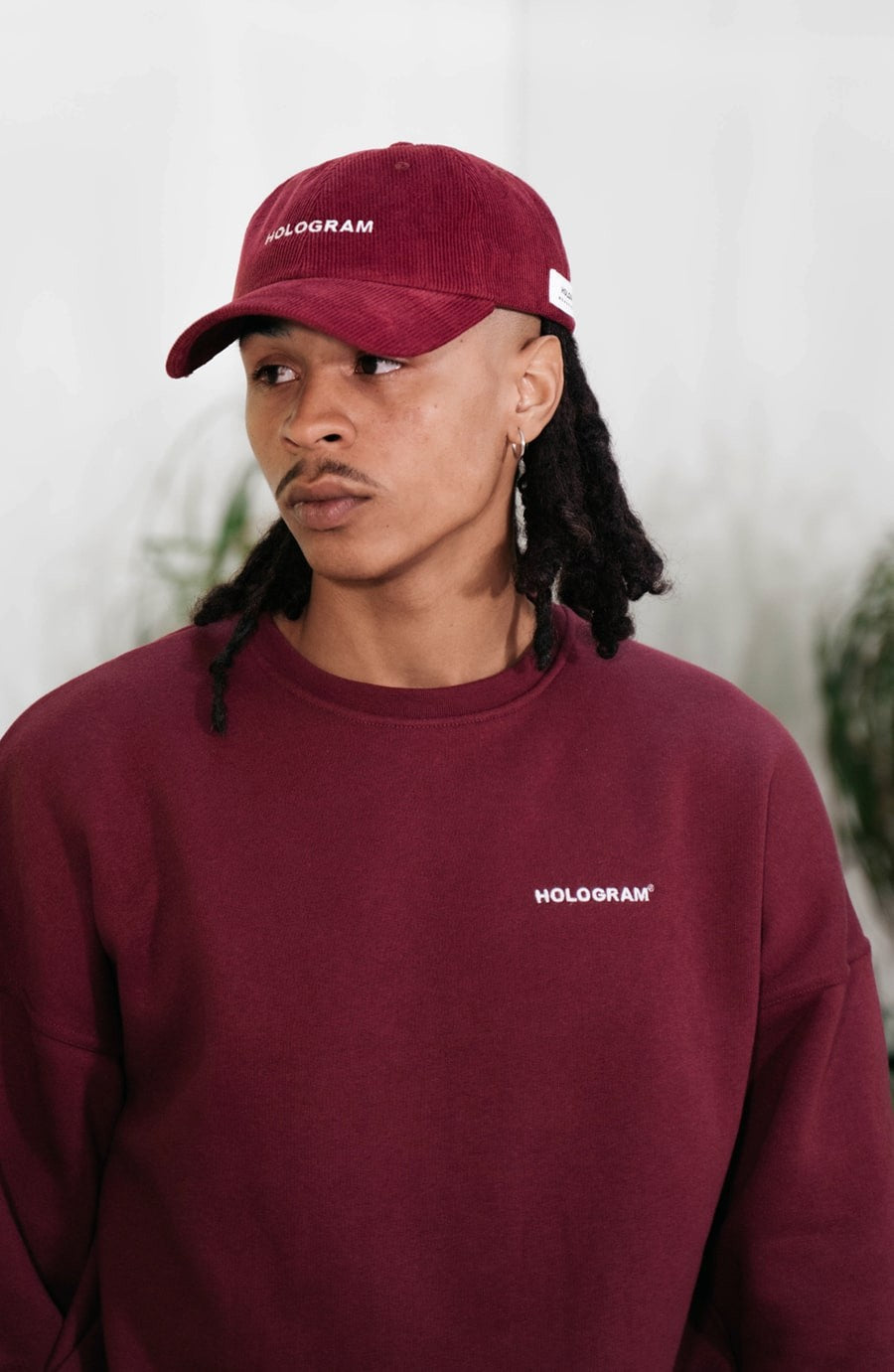 Monochrome burgundy streetwear cap