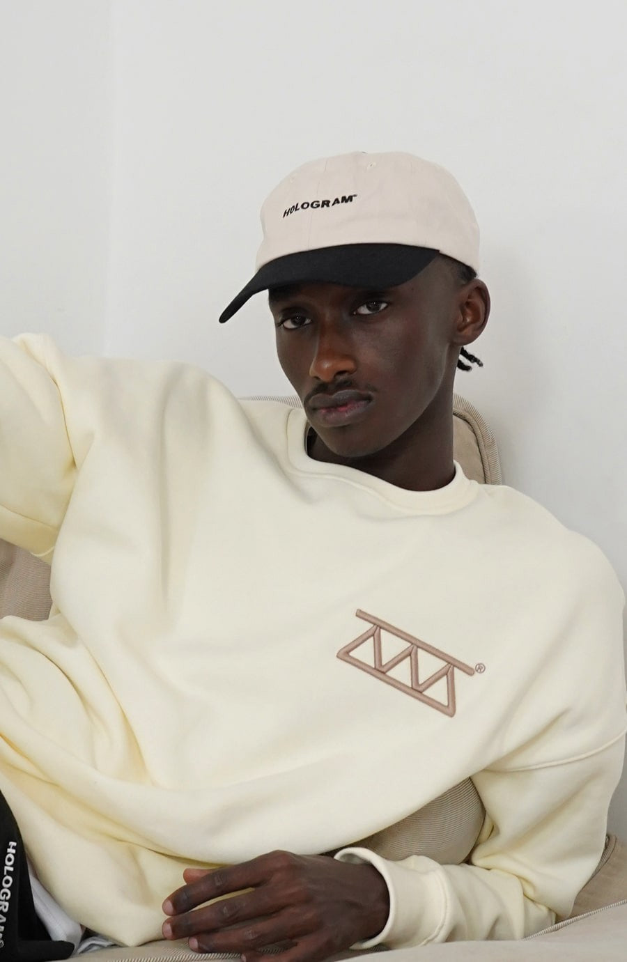 Two-tone black streetwear cap