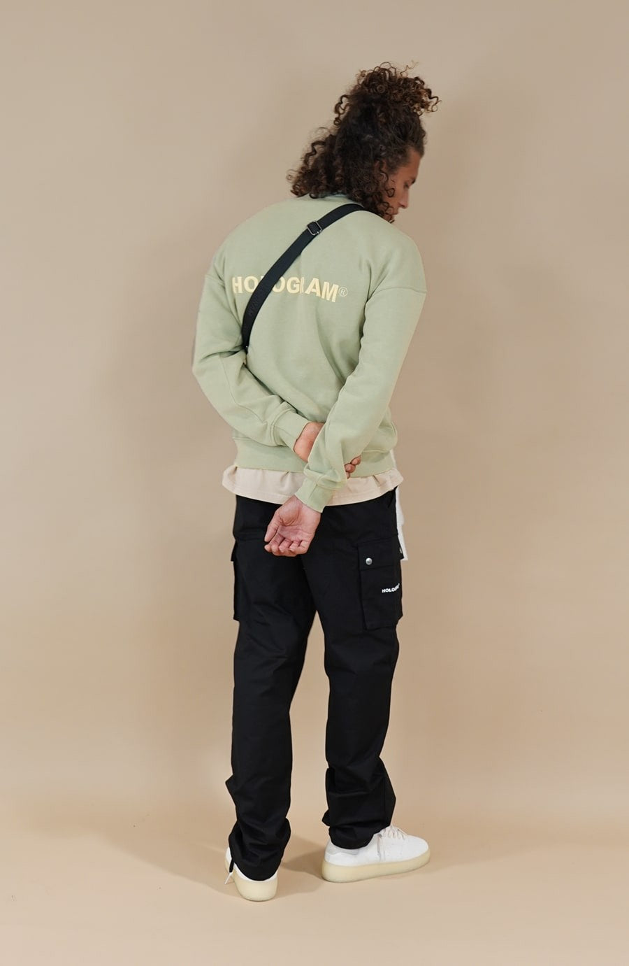 Relief olive streetwear crewneck
