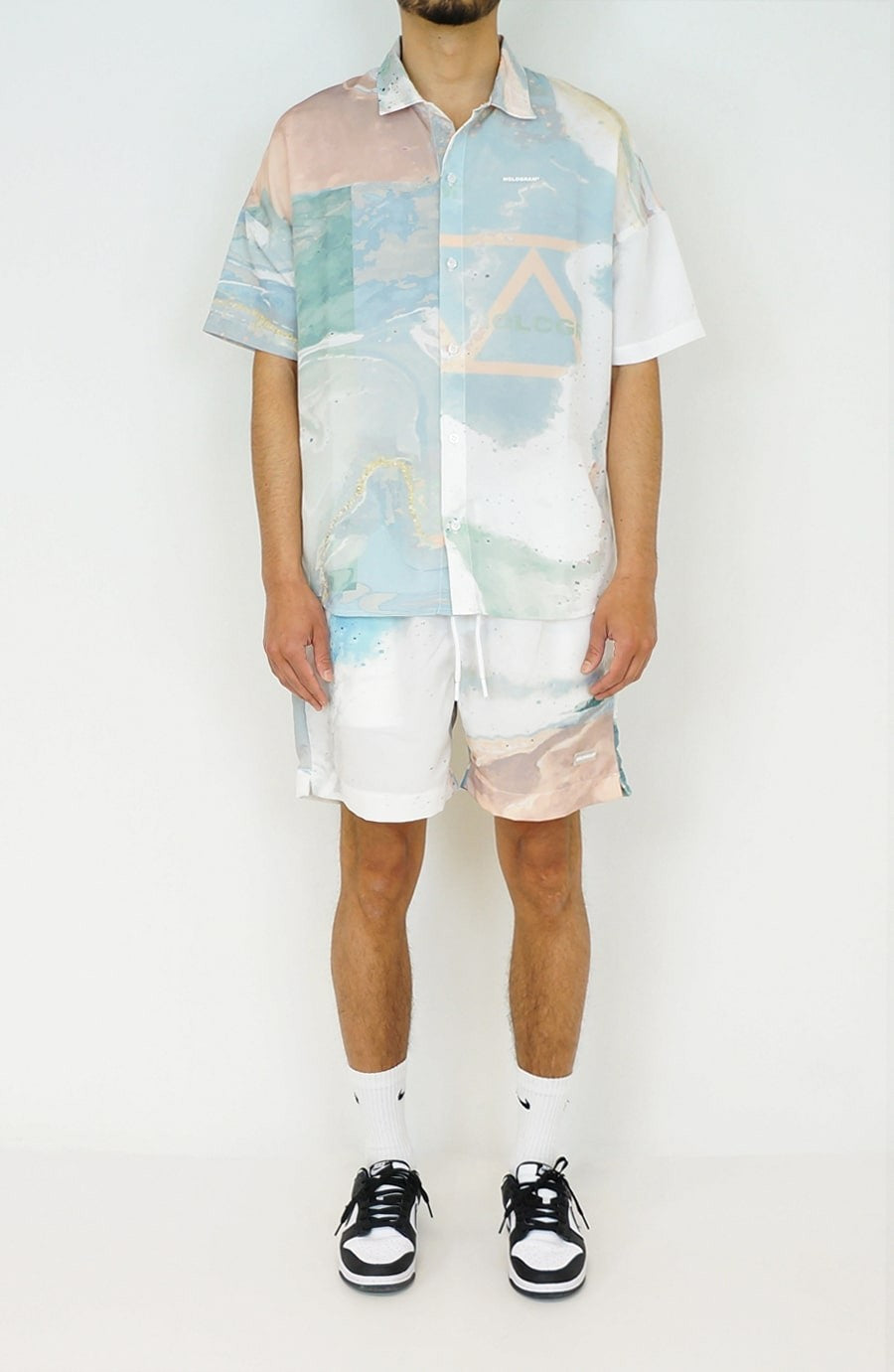 Ensemble Earth white