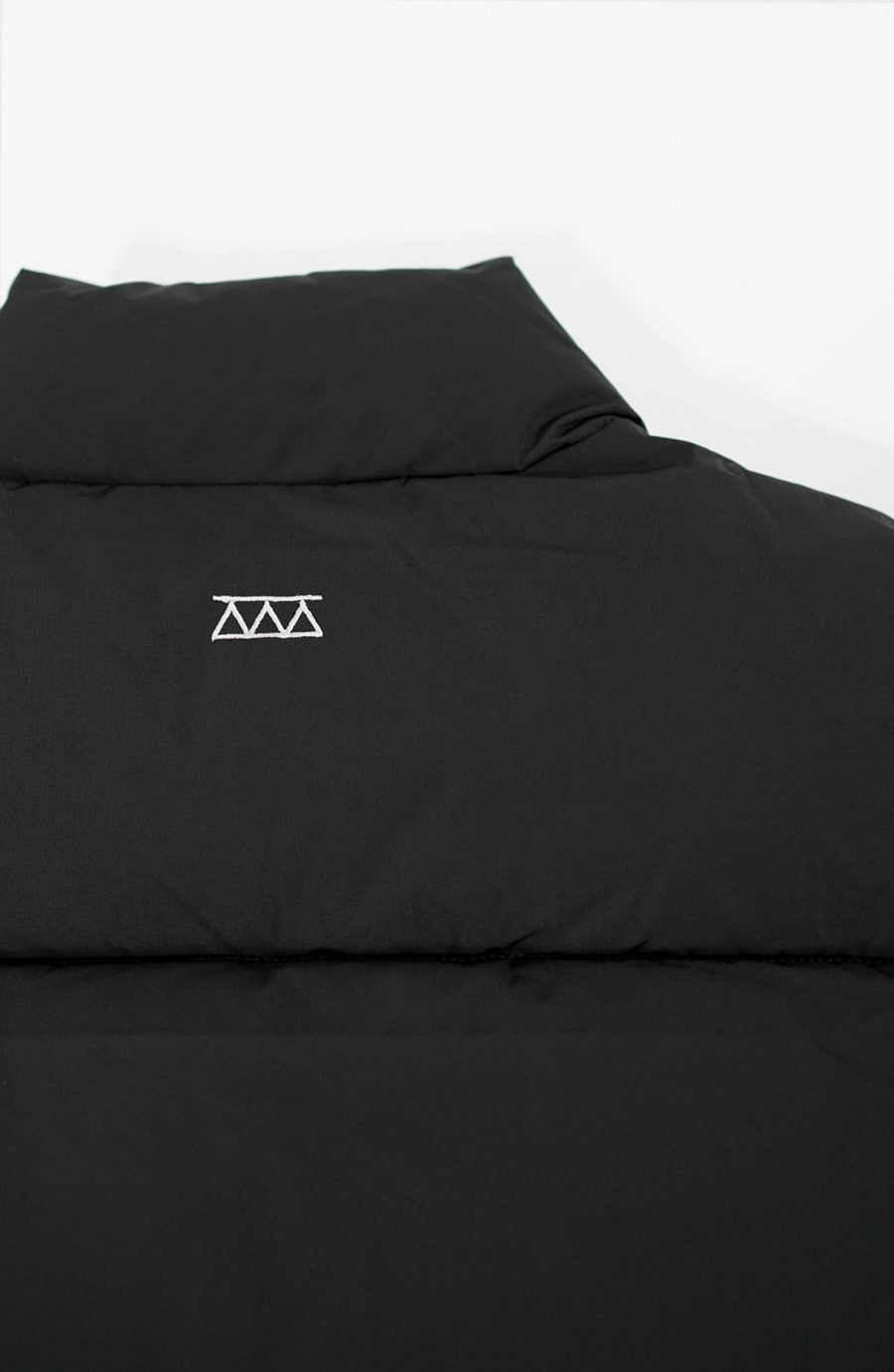 Sleeveless Classic black streetwear jacket