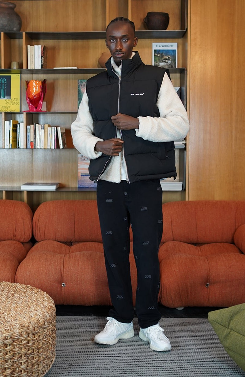 Sleeveless Classic black streetwear jacket