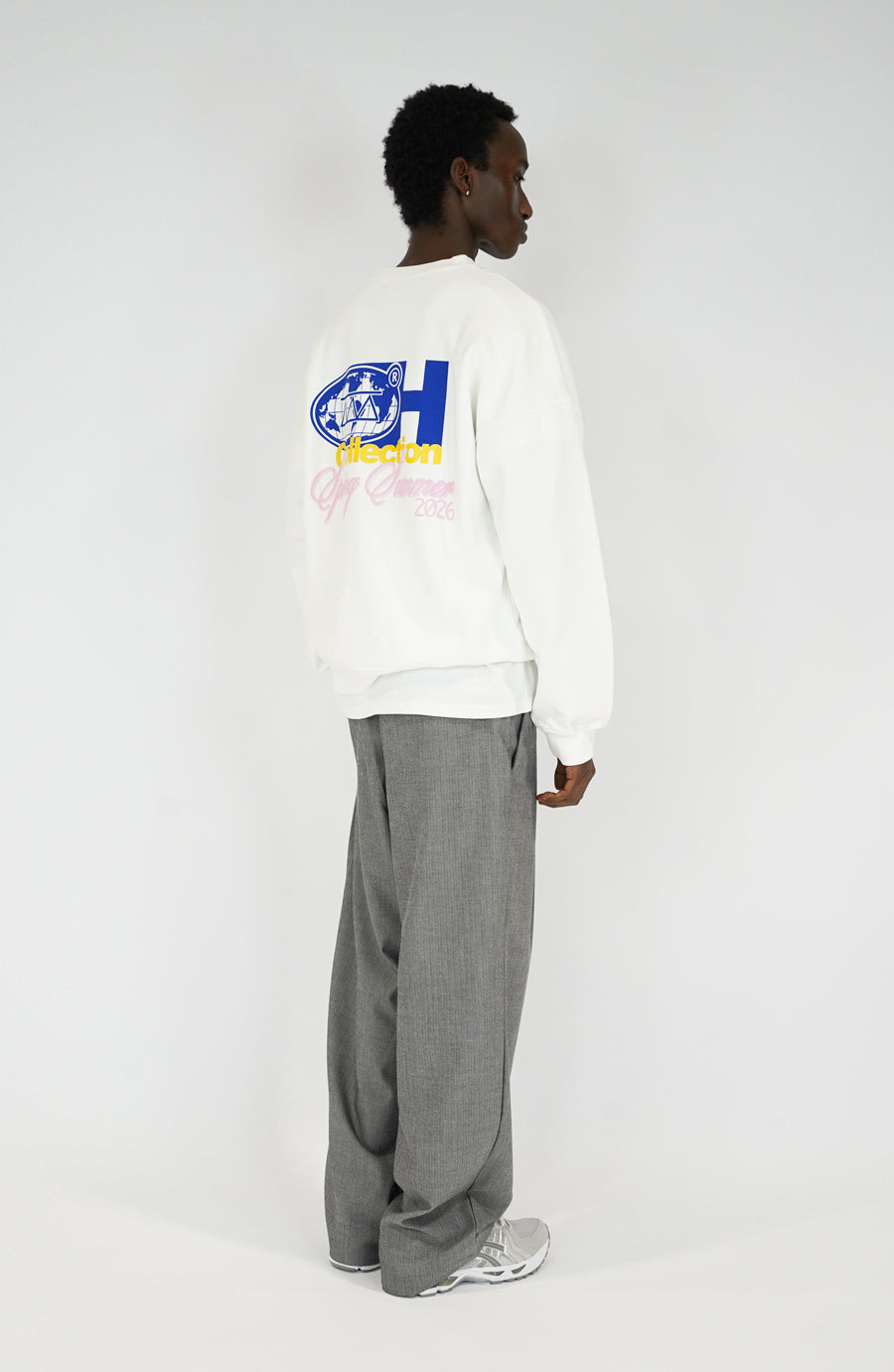 Crewneck streetwear Planet white