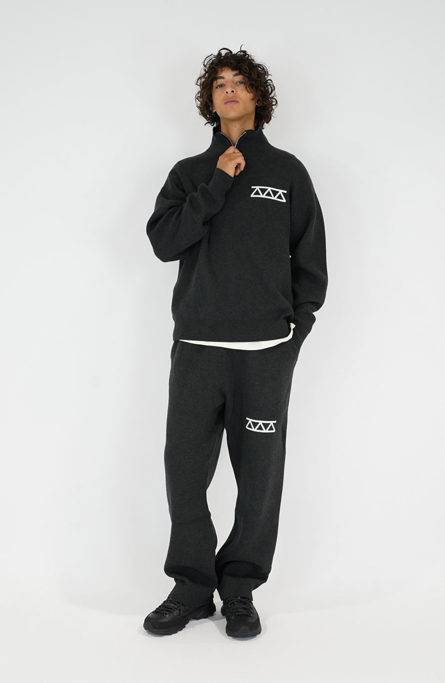 Knit streetwear Link black